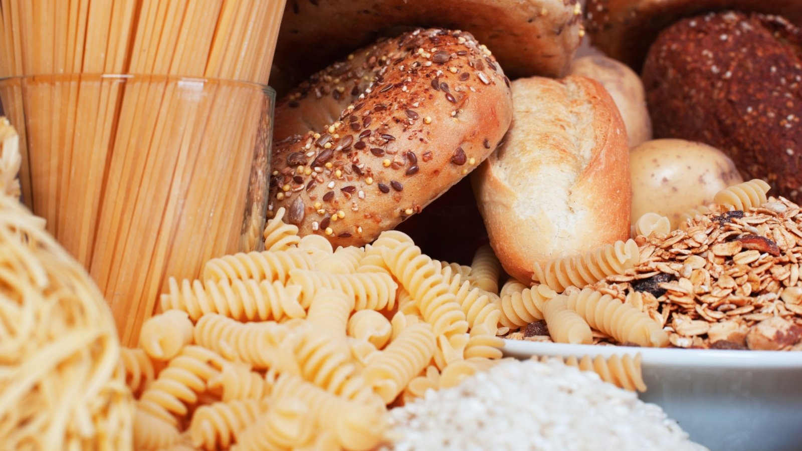 An image of process foods rich in refined carbs